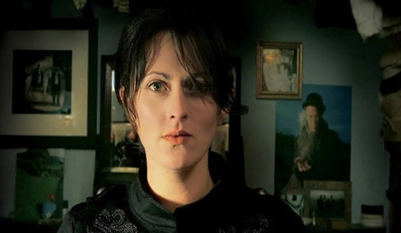 Fay Hield - Looking Glass